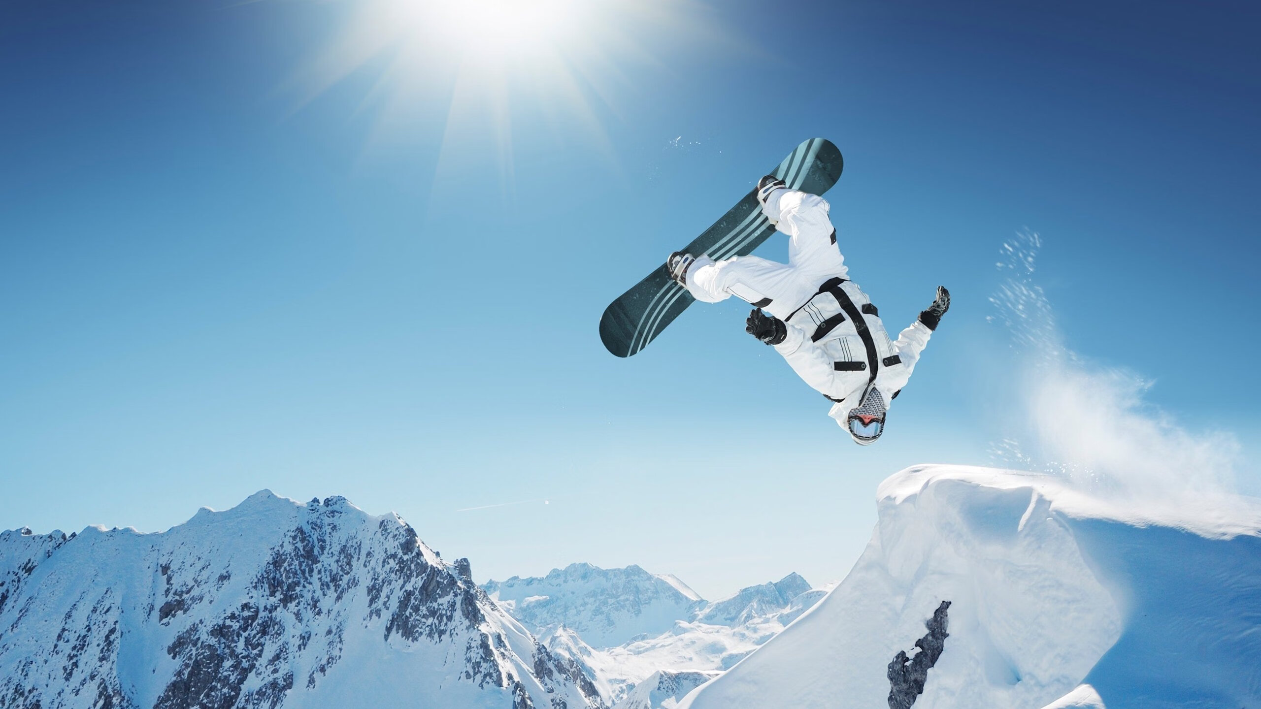 AIYOUXI.COM-东契奇三双助独行侠逆转太阳，MVP呼声高涨，东契奇36分独行侠险胜马刺