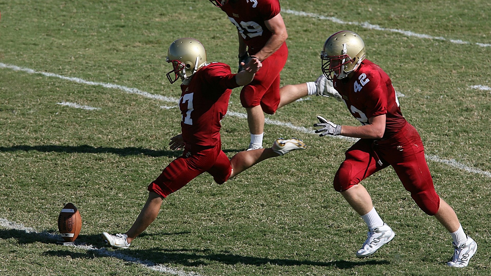 爱游戏在线娱乐官网-中国足球产业链创新项目展现强劲增长势头，中国足球产业的现状分析